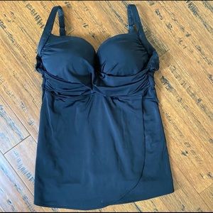 BOGO!!!  Soma Tankini atTop